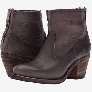 Frye Ankle Boots (chocolate brown)